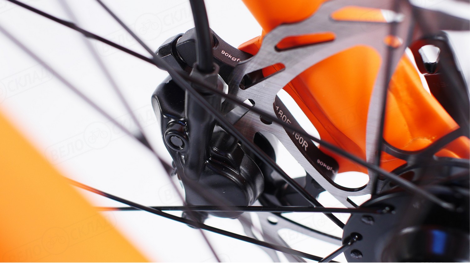 Горный велосипед Stels Navigator 910 D 29 V010, год 2023, цвет Оранжевый-Черный, ростовка 18