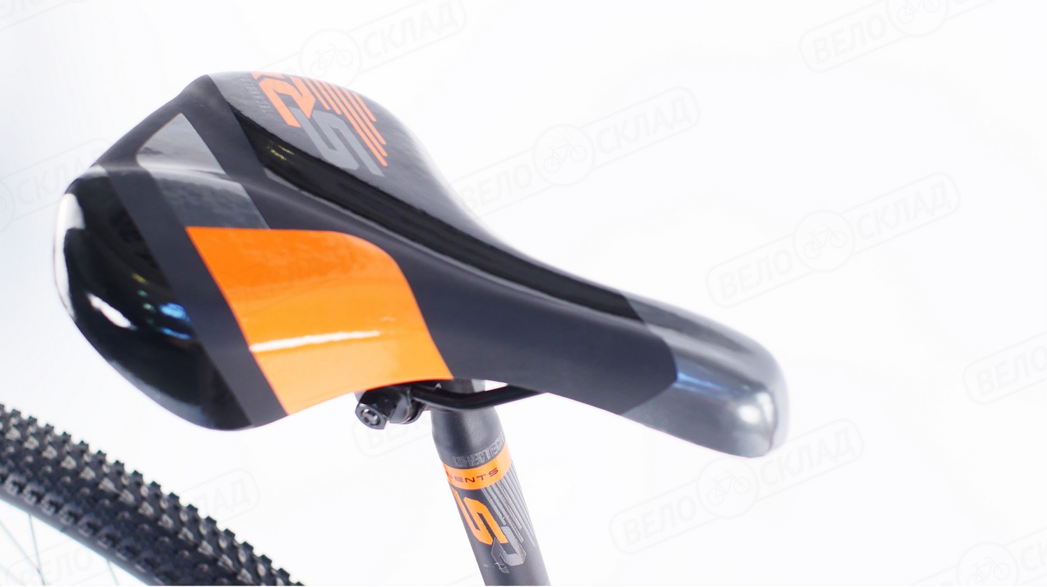 Горный велосипед Stels Navigator 910 D 29 V010, год 2023, цвет Оранжевый-Черный, ростовка 18