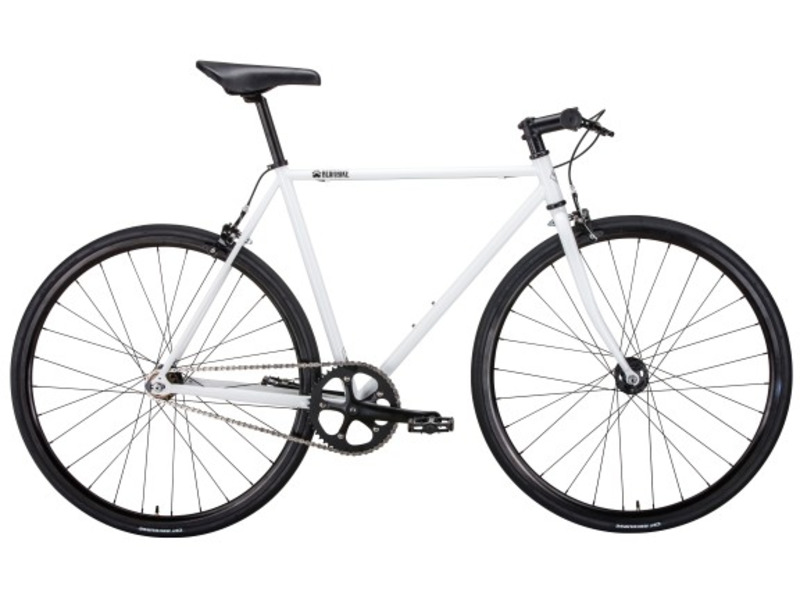 Дорожный велосипед Bear Bike Stockholm, год 2021, цвет Белый, ростовка 21