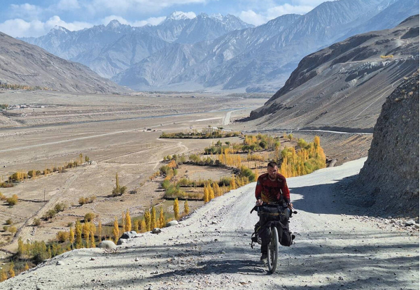 Велопутешествие через Памир и Афганистан: 6000 километров вдохновения от Егора Шичко